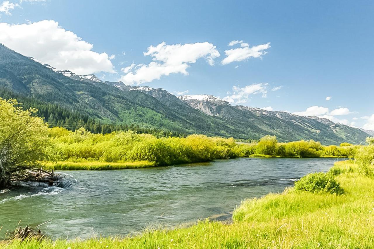Moose Creek Lodge Вілсон Екстер'єр фото